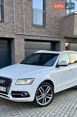 Внедорожник / Кроссовер Audi SQ5 2015 в 