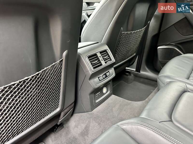 Позашляховик / Кросовер Audi SQ5 2019 в Рівному фото 55 Позашляховик / Кросовер Audi SQ5 2019 в Рівному