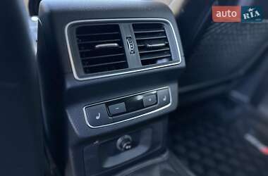 Внедорожник / Кроссовер Audi SQ5 2018 в 
