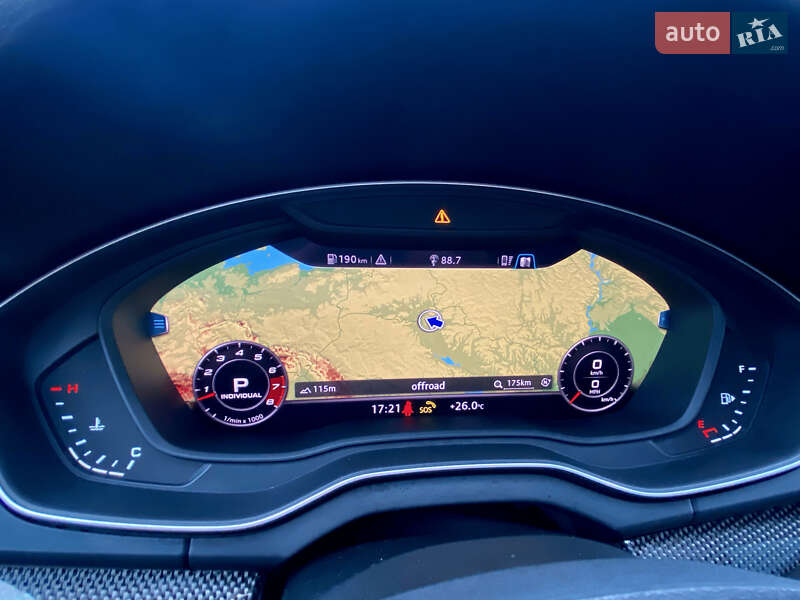 Внедорожник / Кроссовер Audi SQ5 2019 в Киеве