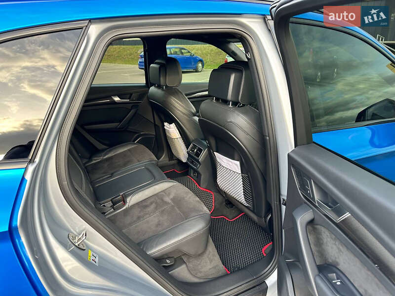 Внедорожник / Кроссовер Audi SQ5 2018 в Ровно