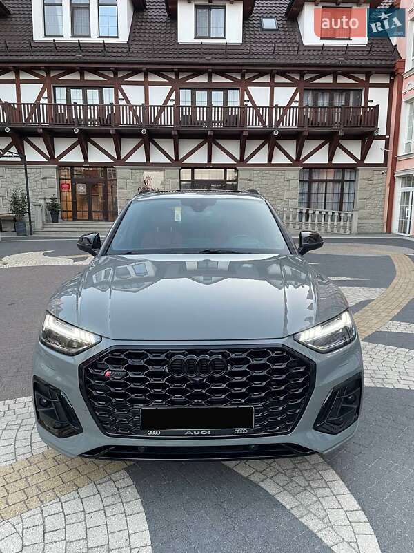 Внедорожник / Кроссовер Audi SQ5 2022 в Ровно