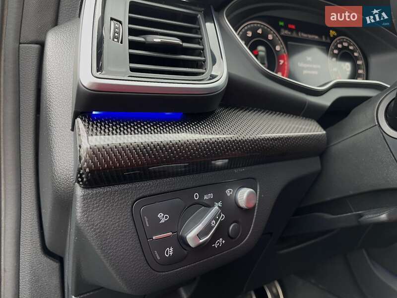 Внедорожник / Кроссовер Audi SQ5 2022 в Ровно