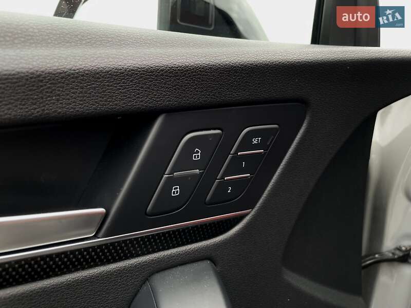 Внедорожник / Кроссовер Audi SQ5 2022 в Ровно