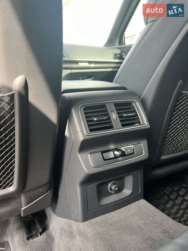 Позашляховик / Кросовер Audi SQ5 2018 в Івано-Франківську