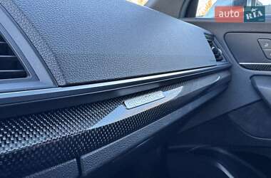 Внедорожник / Кроссовер Audi SQ5 2018 в 