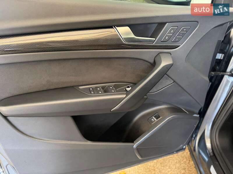 Внедорожник / Кроссовер Audi SQ5 2022 в Киеве