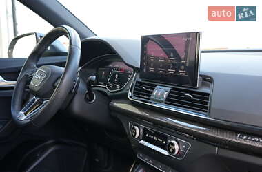 Внедорожник / Кроссовер Audi SQ5 2020 в 