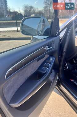 Внедорожник / Кроссовер Audi SQ5 2013 в 