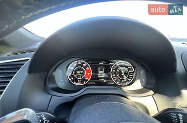 Внедорожник / Кроссовер Audi SQ5 2013 в 