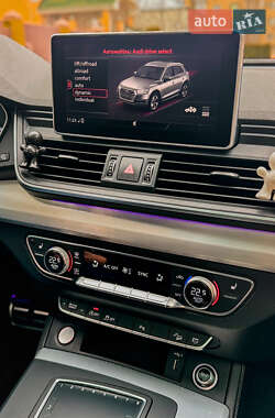 Внедорожник / Кроссовер Audi SQ5 2018 в 