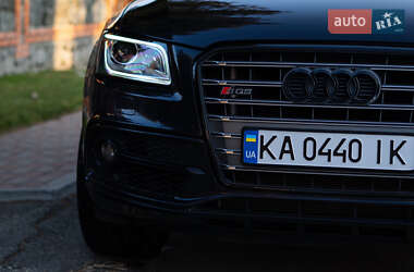 Позашляховик / Кросовер Audi SQ5 2015 в Києві