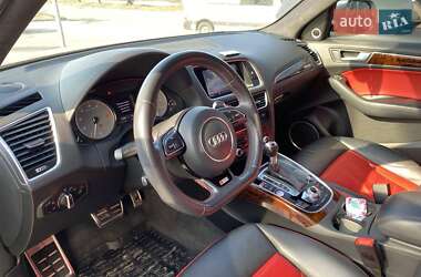 Внедорожник / Кроссовер Audi SQ5 2014 в 