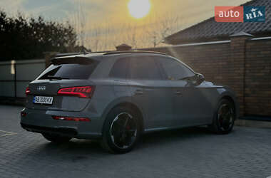 Внедорожник / Кроссовер Audi SQ5 2019 в 