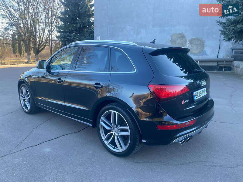 Позашляховик / Кросовер Audi SQ5 2013 в Рівному