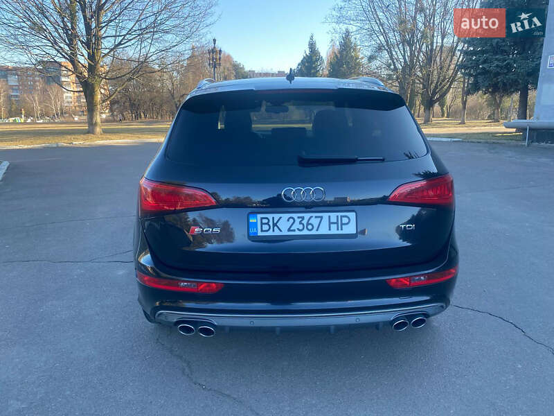 Позашляховик / Кросовер Audi SQ5 2013 в Рівному