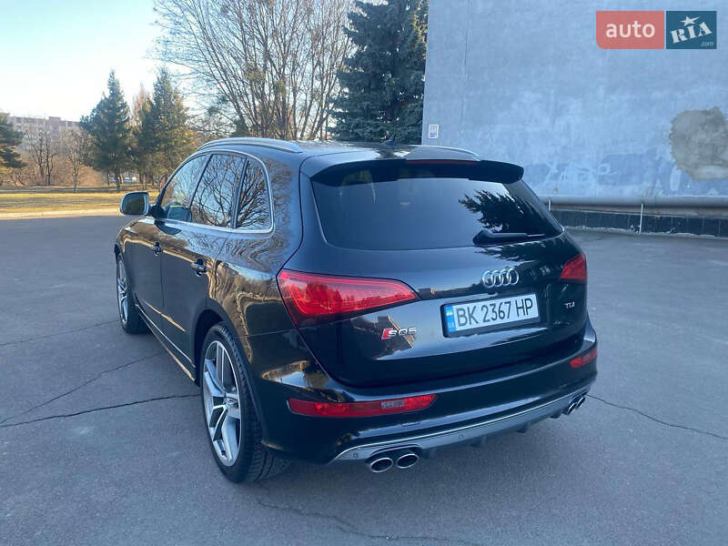 Позашляховик / Кросовер Audi SQ5 2013 в Рівному