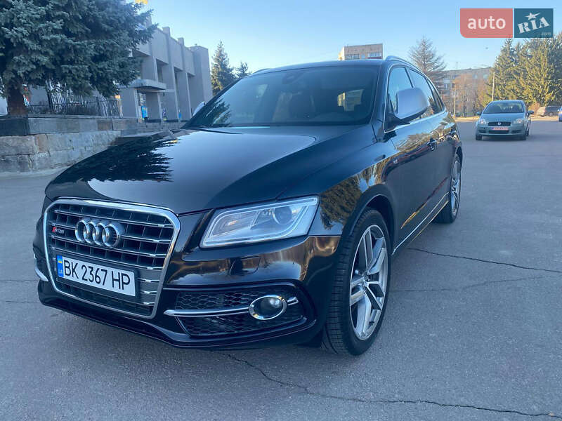 Позашляховик / Кросовер Audi SQ5 2013 в Рівному