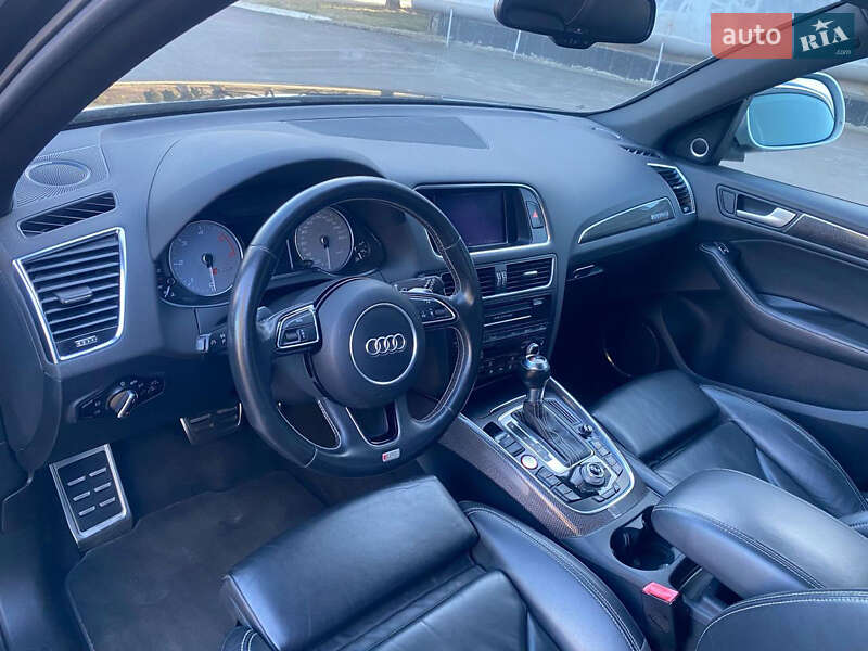Позашляховик / Кросовер Audi SQ5 2013 в Рівному
