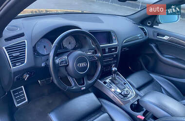 Внедорожник / Кроссовер Audi SQ5 2013 в 