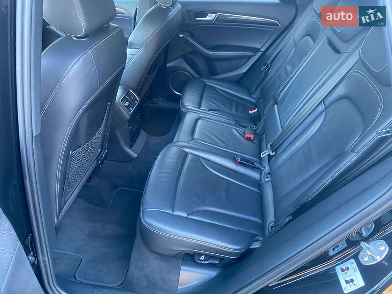 Позашляховик / Кросовер Audi SQ5 2013 в Рівному