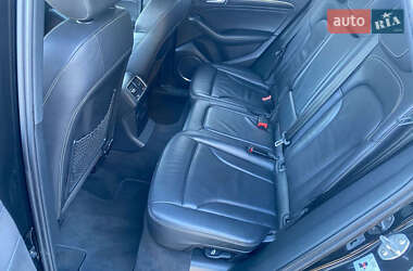 Внедорожник / Кроссовер Audi SQ5 2013 в 