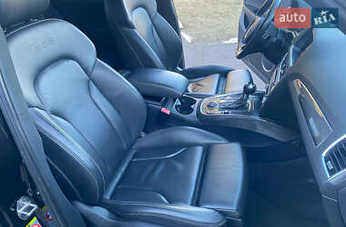 Внедорожник / Кроссовер Audi SQ5 2013 в 