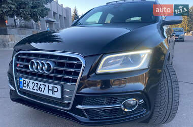 Внедорожник / Кроссовер Audi SQ5 2013 в 