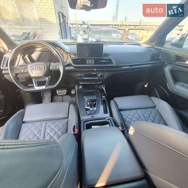 Внедорожник / Кроссовер Audi SQ5 2018 в Горишних Плавнях