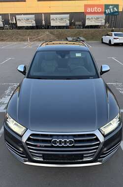 Внедорожник / Кроссовер Audi SQ5 2019 в 