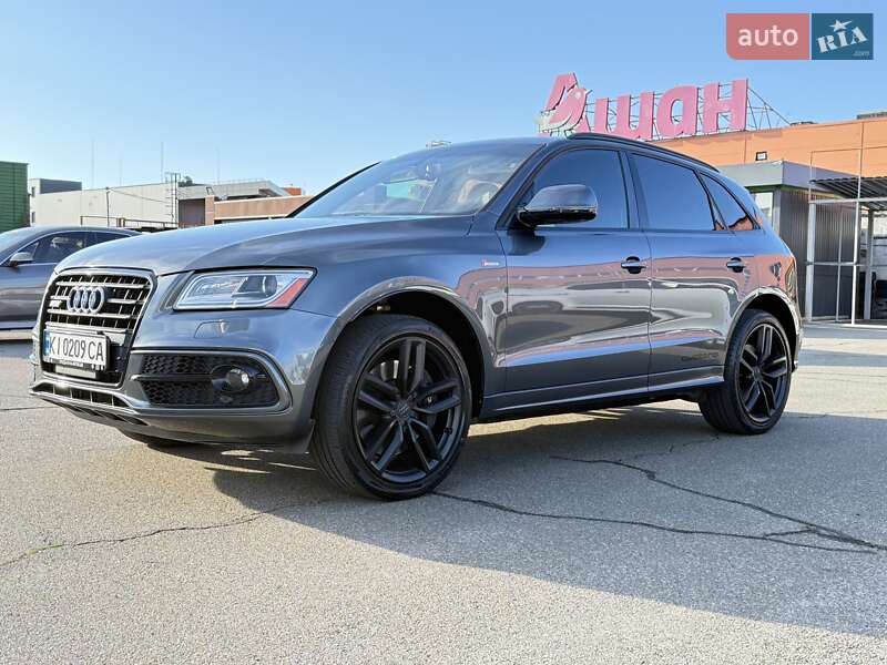 Audi SQ5 2015