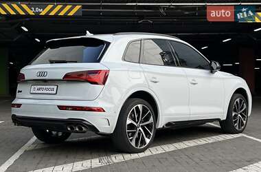 Внедорожник / Кроссовер Audi SQ5 2022 в 