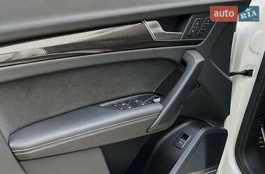 Внедорожник / Кроссовер Audi SQ5 2022 в 