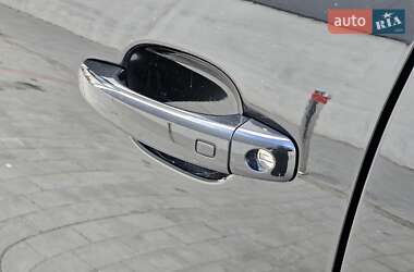 Позашляховик / Кросовер Audi SQ5 2016 в 