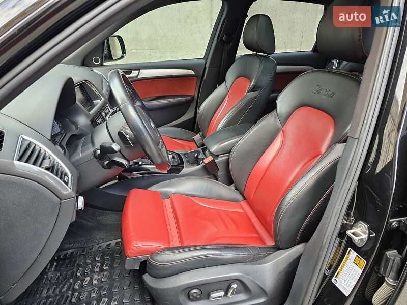 Позашляховик / Кросовер Audi SQ5 2016 в Києві