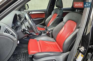 Позашляховик / Кросовер Audi SQ5 2016 в 