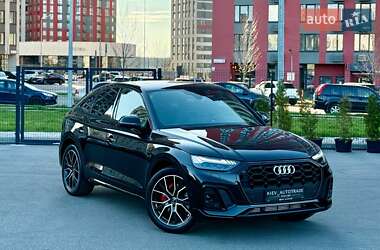 Внедорожник / Кроссовер Audi SQ5 2022 в 
