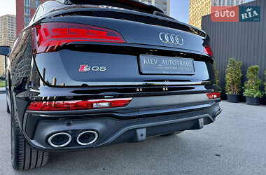 Внедорожник / Кроссовер Audi SQ5 2022 в 