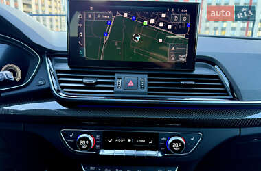 Внедорожник / Кроссовер Audi SQ5 2022 в 