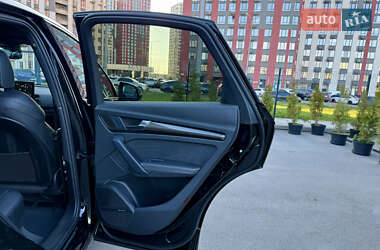 Внедорожник / Кроссовер Audi SQ5 2022 в 