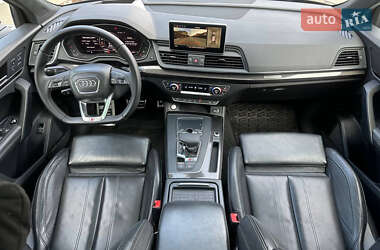 Внедорожник / Кроссовер Audi SQ5 2017 в 