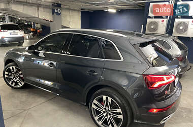 Внедорожник / Кроссовер Audi SQ5 2018 в 