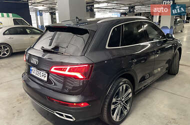 Внедорожник / Кроссовер Audi SQ5 2018 в 