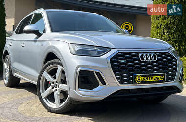 Позашляховик / Кросовер Audi SQ5 2022 в 