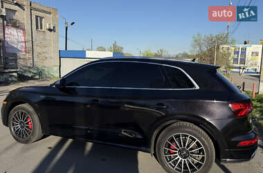 Внедорожник / Кроссовер Audi SQ5 2017 в 
