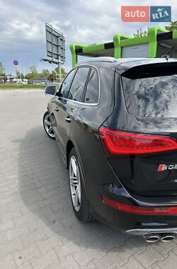 Внедорожник / Кроссовер Audi SQ5 2014 в 