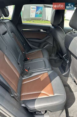 Внедорожник / Кроссовер Audi SQ5 2014 в 
