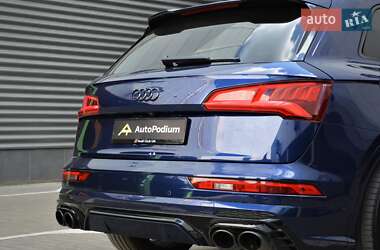 Внедорожник / Кроссовер Audi SQ5 2019 в 