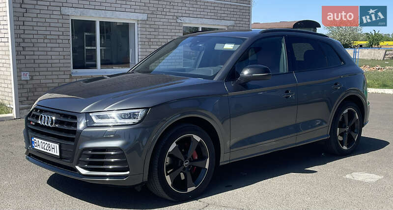 Внедорожник / Кроссовер Audi SQ5 2019 в Гайвороне