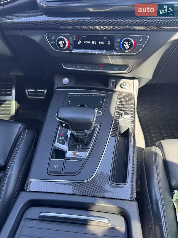 Внедорожник / Кроссовер Audi SQ5 2019 в Львове